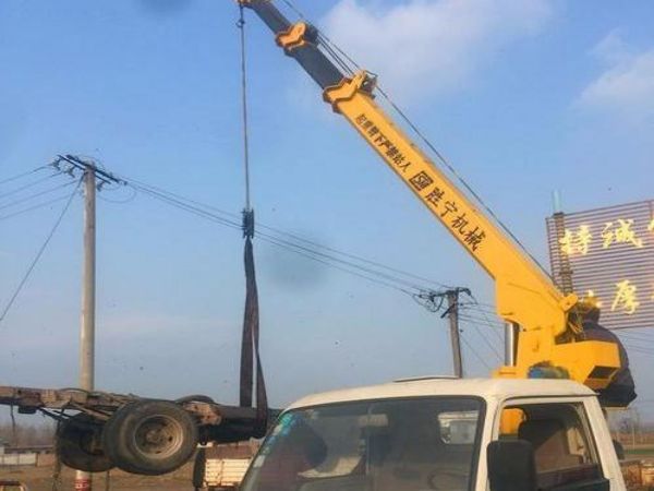 宁江区吊车租赁_安全的运用吊车出租问题不容忽视