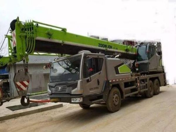 宁江区吊车租赁_吊车出租公司介绍吊车的机型选择